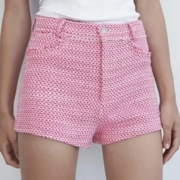 Zara Pink Tweed Women Shorts - Picture 1 of 11